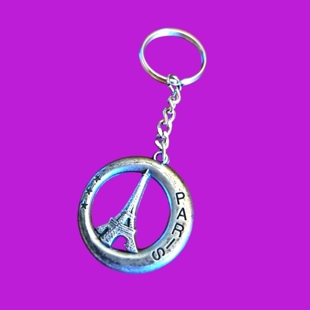 VTG CREATIVE PARIS Eiffel Tower Keychain Ring Purse Charm